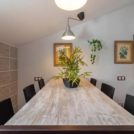 בית נופש Samperez Piscina Jardin 5 12 Personas *