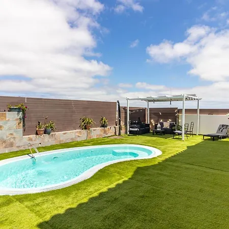 Samperez Piscina Jardin 5 12 Personas 펜션 *