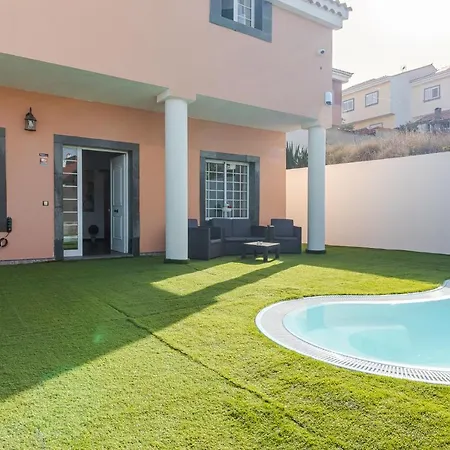 Samperez Piscina Jardin 5 12 Personas Сasa de vacaciones *