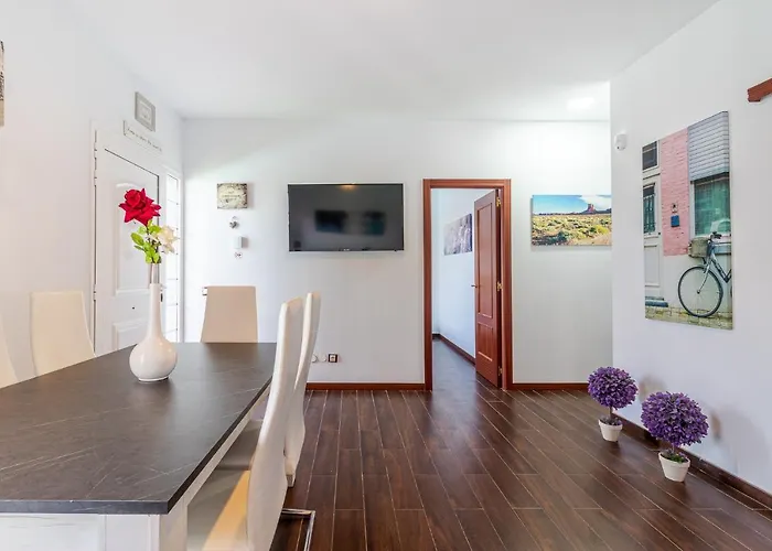 Samperez Piscina Jardin 5 12 Personas 펜션