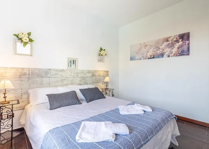 펜션 Samperez Piscina Jardin 5 12 Personas