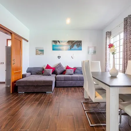 Samperez Piscina Jardin 5 12 Personas * Las Palmas de Gran Canaria